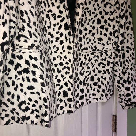 Neiman Marcus Velvet Blazer - Picture 3 of 7